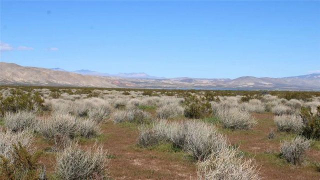 0 Collins, Mojave, CA 93501