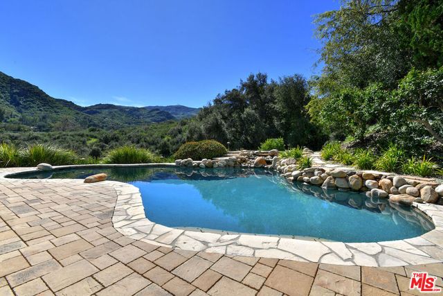2317 Sierra Creek Road, Agoura Hills, CA 91301