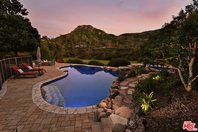 2317 Sierra Creek Road, Agoura Hills, CA 91301