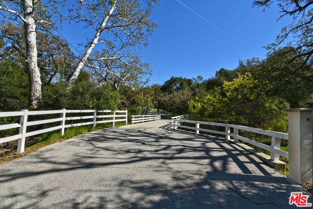 2317 Sierra Creek Road, Agoura Hills, CA 91301