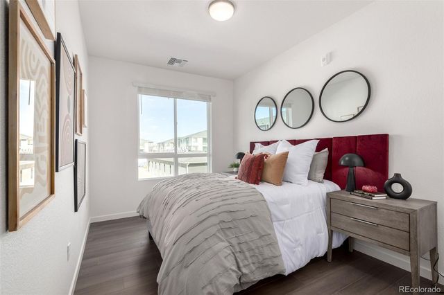 6153 N Ceylon Street 204, Denver, CO 80249