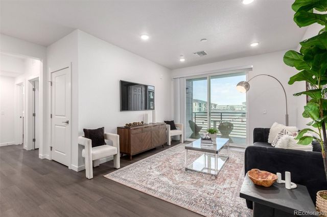 6153 N Ceylon Street 204, Denver, CO 80249