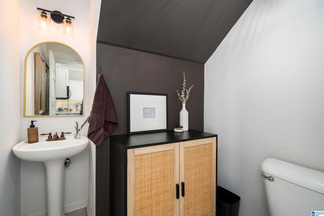 2026 AMBERLEY WOODS TRAIL, Helena, AL 35080