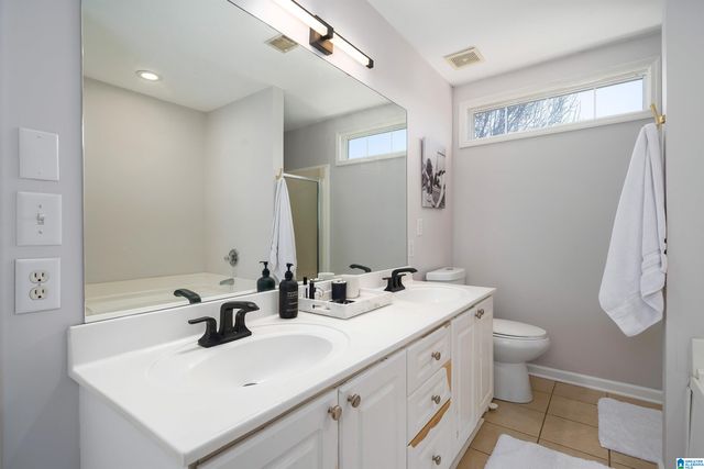 2026 AMBERLEY WOODS TRAIL, Helena, AL 35080