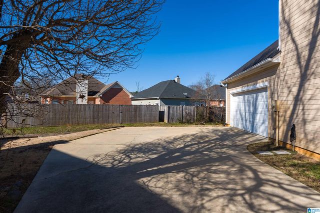 2026 AMBERLEY WOODS TRAIL, Helena, AL 35080