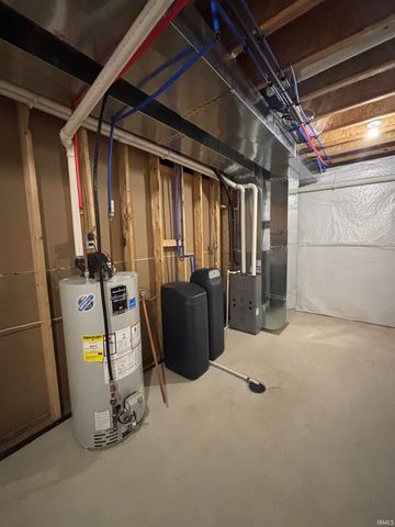 4134 Garden Oak Court, South Bend, IN 46628