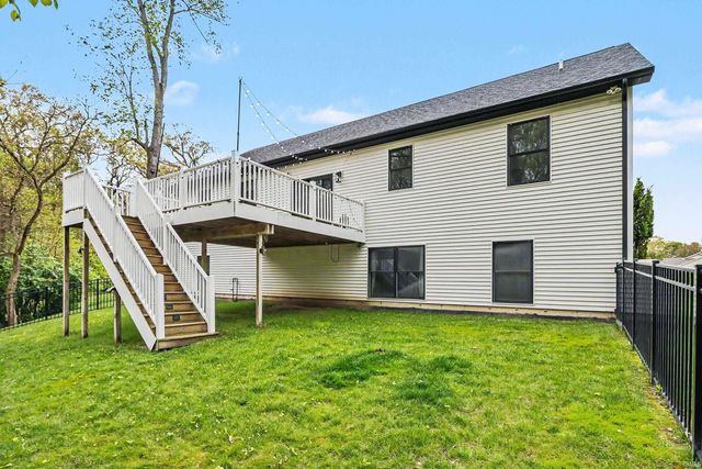 4134 Garden Oak Court, South Bend, IN 46628