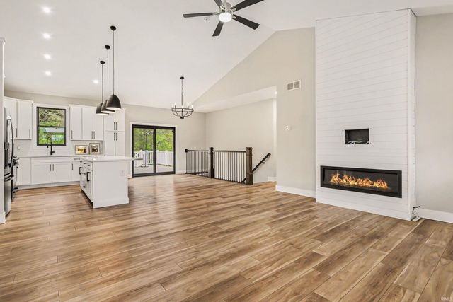 4134 Garden Oak Court, South Bend, IN 46628