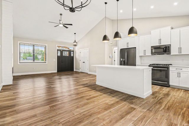 4134 Garden Oak Court, South Bend, IN 46628