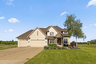 11840 Honeye Avenue N, Grant, MN 55082