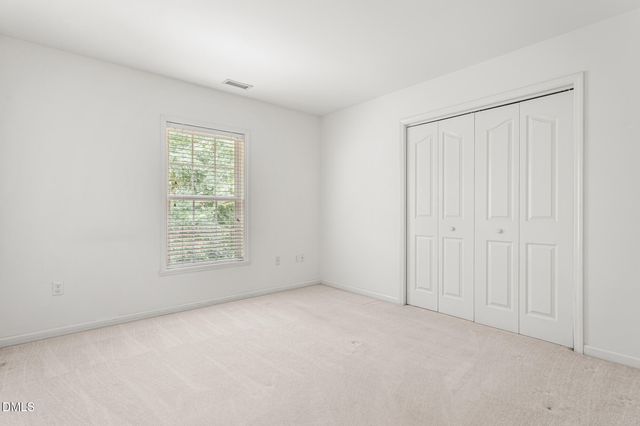211 Walter Hagen Drive, Mebane, NC 27302