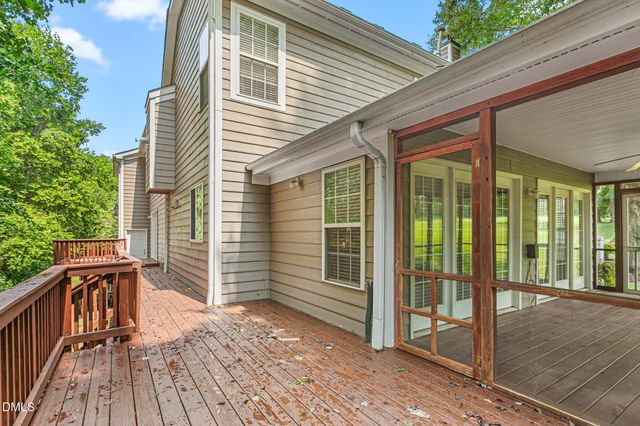 211 Walter Hagen Drive, Mebane, NC 27302