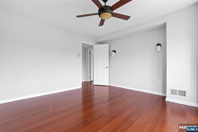 518 Ellery Court K518, Edgewater, NJ 07020