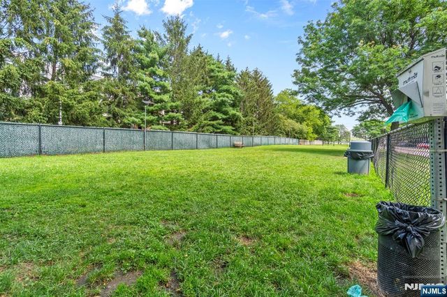 518 Ellery Court K518, Edgewater, NJ 07020