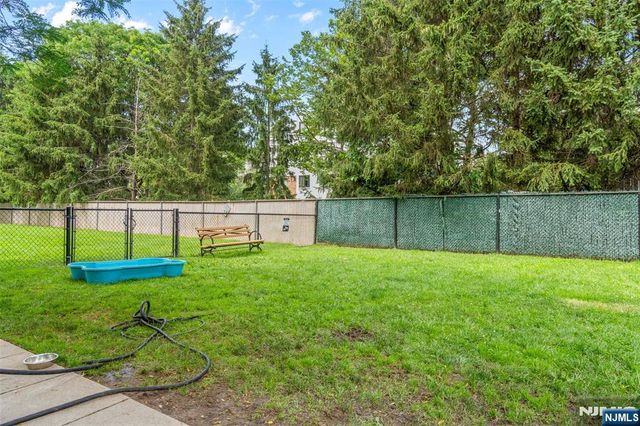 518 Ellery Court K518, Edgewater, NJ 07020