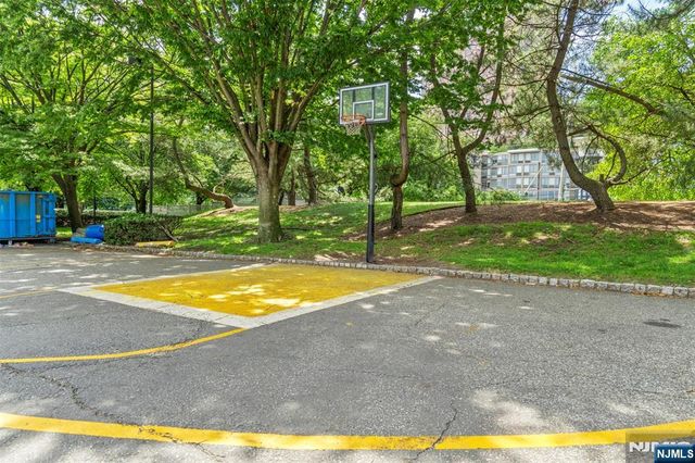 518 Ellery Court K518, Edgewater, NJ 07020