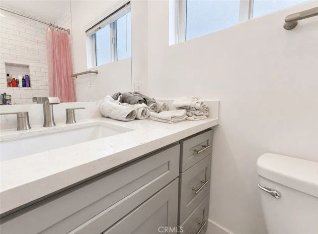3422 Holyoke, Los Angeles, CA 90065