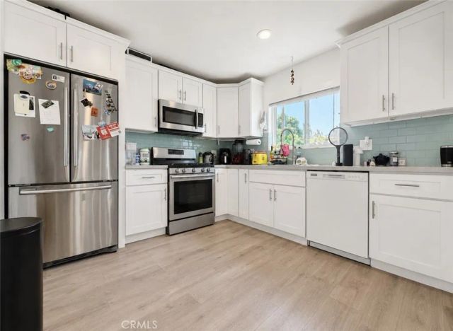 3422 Holyoke, Los Angeles, CA 90065