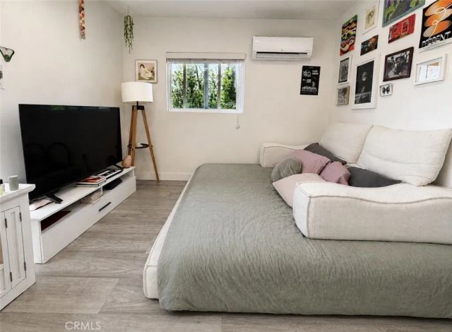 3422 Holyoke, Los Angeles, CA 90065