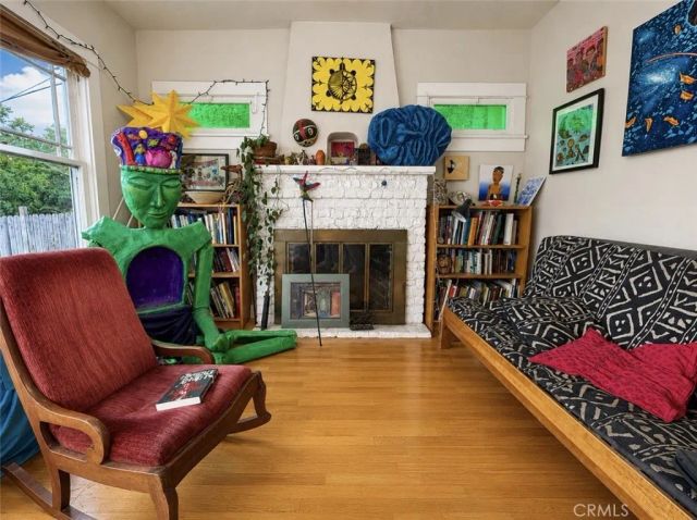 3422 Holyoke, Los Angeles, CA 90065