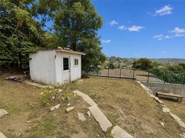 3422 Holyoke, Los Angeles, CA 90065