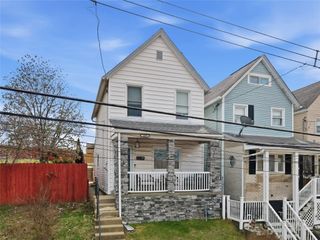 447 Edith St, Mt Washington, PA 15211