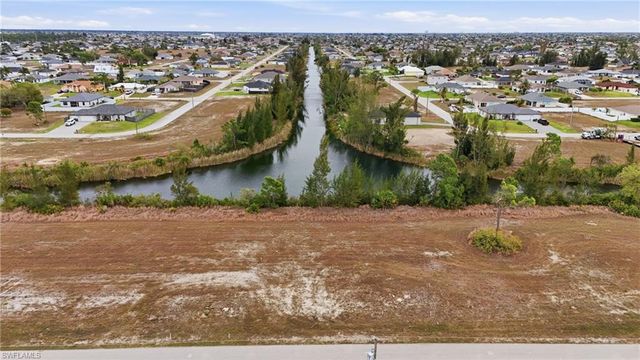 2009 NW 24th AVE, Cape Coral, FL 33993