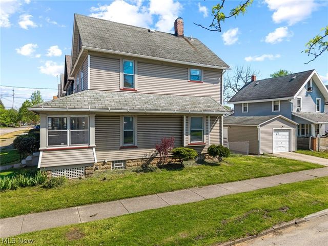 299 NW 5th Street NW, Barberton, OH 44203