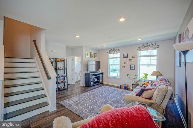 15 TURIN WAY, Mount Laurel, NJ 08054