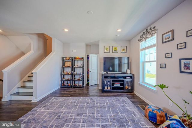 15 TURIN WAY, Mount Laurel, NJ 08054