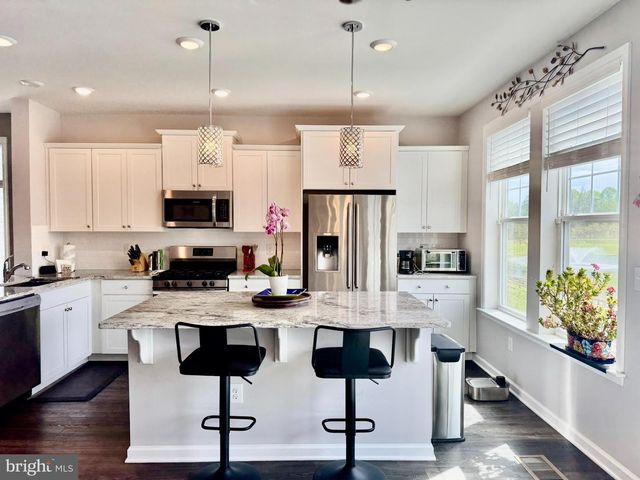 15 TURIN WAY, Mount Laurel, NJ 08054