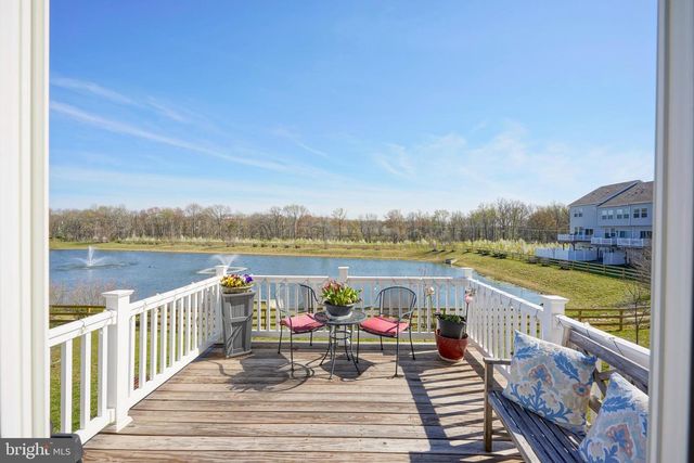 15 TURIN WAY, Mount Laurel, NJ 08054