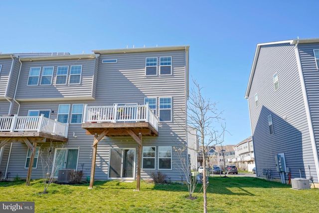 15 TURIN WAY, Mount Laurel, NJ 08054