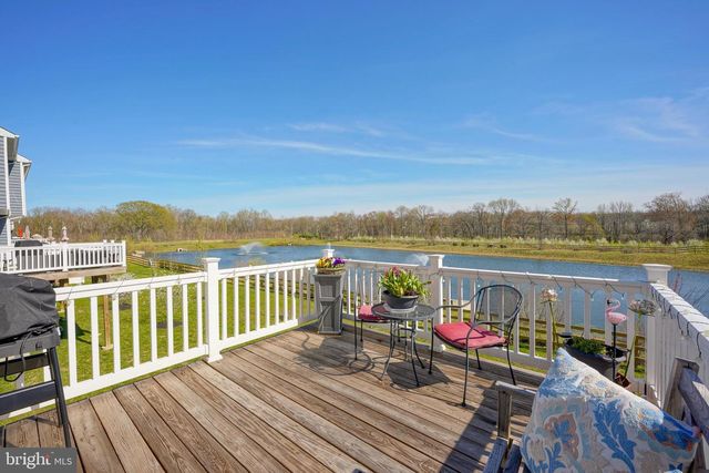 15 TURIN WAY, Mount Laurel, NJ 08054