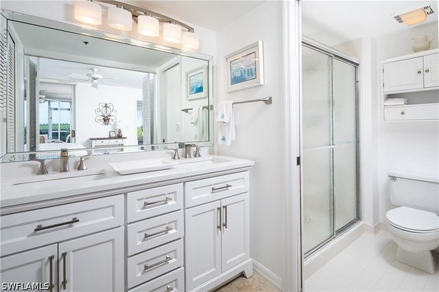 5550 Heron Point DR 305, Naples, FL 34108