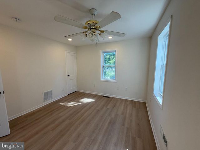 1116 LARCHMONT AVE, Capitol Heights, MD 20743