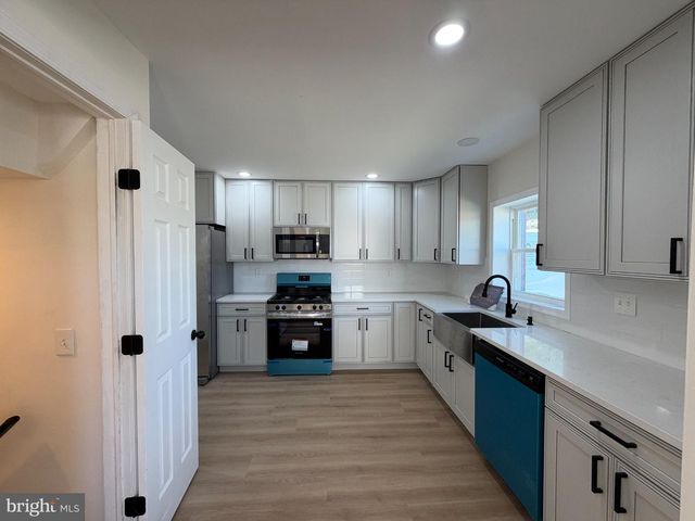 1116 LARCHMONT AVE, Capitol Heights, MD 20743