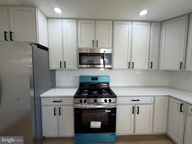 1116 LARCHMONT AVE, Capitol Heights, MD 20743