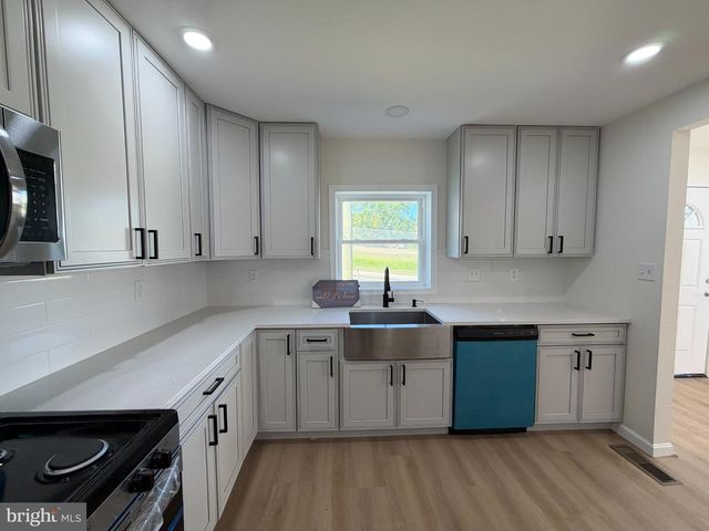 1116 LARCHMONT AVE, Capitol Heights, MD 20743