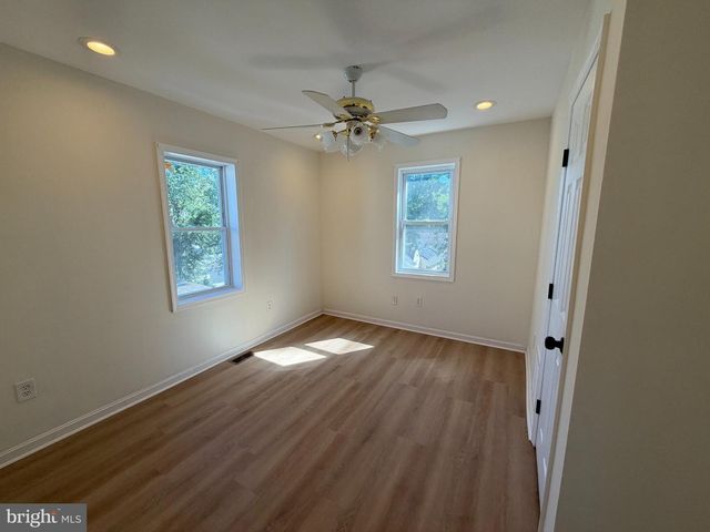 1116 LARCHMONT AVE, Capitol Heights, MD 20743