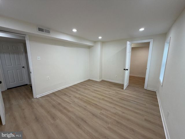 1116 LARCHMONT AVE, Capitol Heights, MD 20743