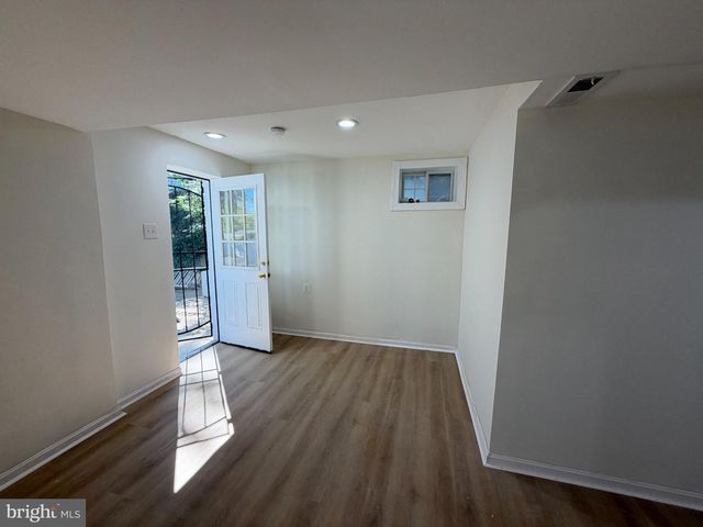 1116 LARCHMONT AVE, Capitol Heights, MD 20743