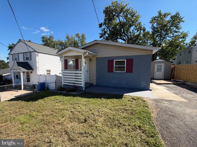 1116 LARCHMONT AVE, Capitol Heights, MD 20743