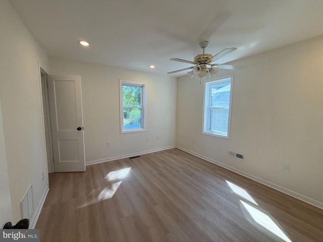 1116 LARCHMONT AVE, Capitol Heights, MD 20743