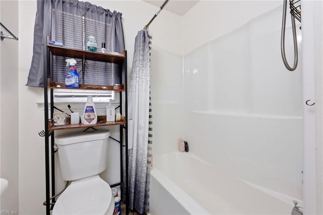 4008 Deep Creek BLVD, Portsmouth, VA 23702