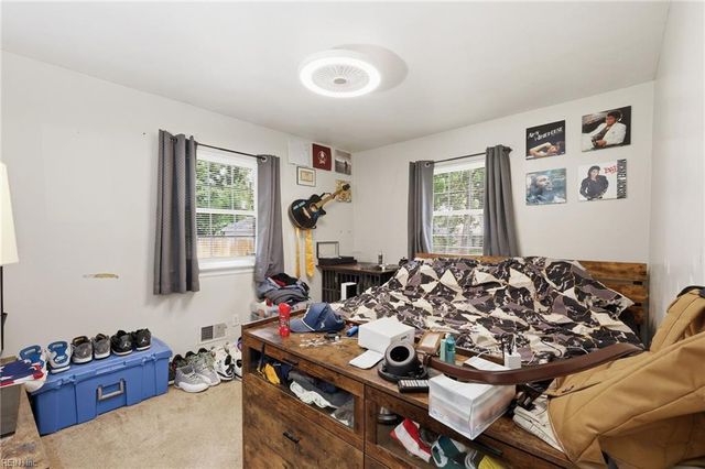 4008 Deep Creek BLVD, Portsmouth, VA 23702