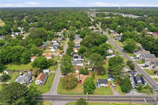 4008 Deep Creek BLVD, Portsmouth, VA 23702