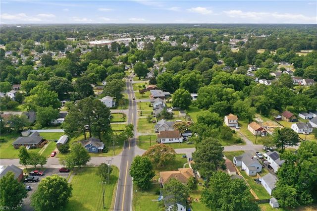 4008 Deep Creek BLVD, Portsmouth, VA 23702
