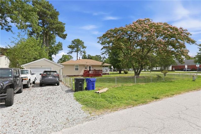 4008 Deep Creek BLVD, Portsmouth, VA 23702