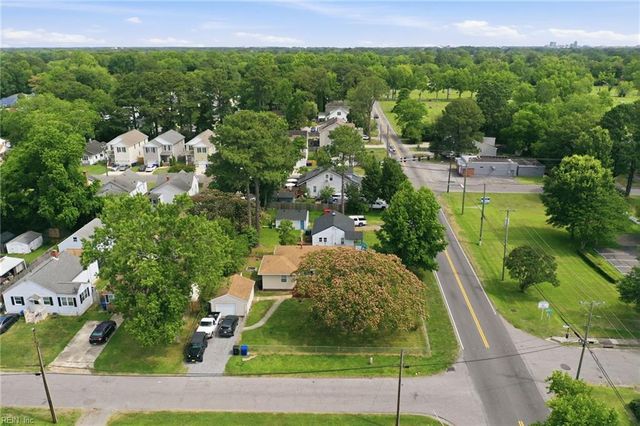4008 Deep Creek BLVD, Portsmouth, VA 23702